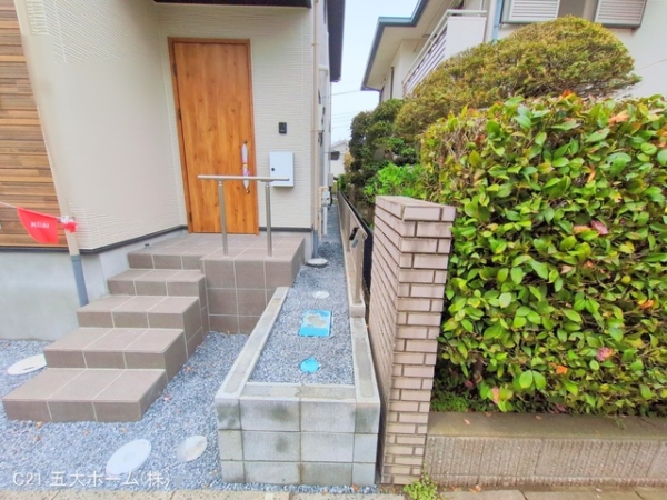 三郷市早稲田８丁目の新築一戸建