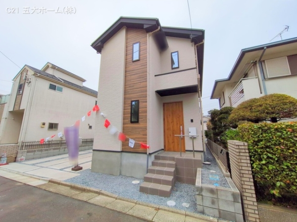 三郷市早稲田８丁目の新築一戸建