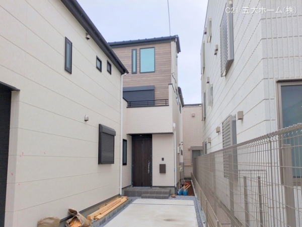 葛飾区奥戸３丁目の新築一戸建