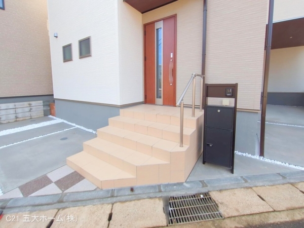 市川市若宮３丁目の新築一戸建