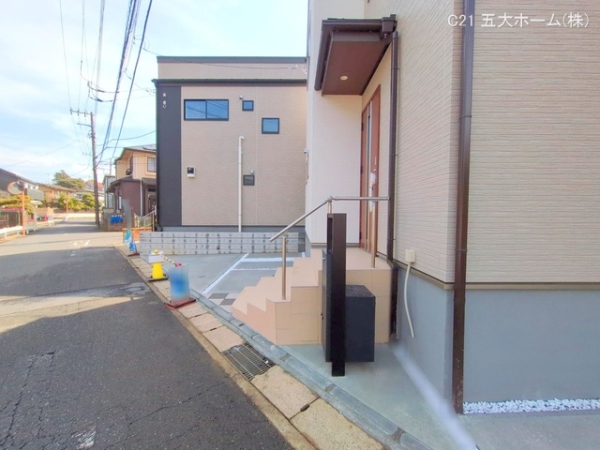 市川市若宮３丁目の新築一戸建