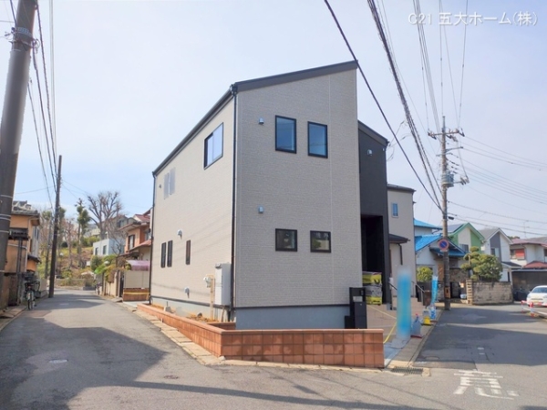 市川市若宮３丁目の新築一戸建