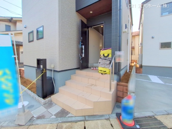 市川市若宮３丁目の新築一戸建