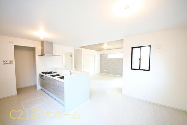 柏市十余二の新築一戸建