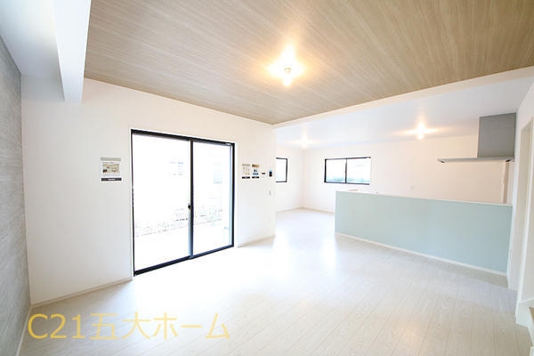 柏市十余二の新築一戸建