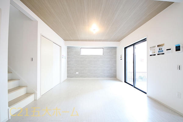 柏市十余二の新築一戸建