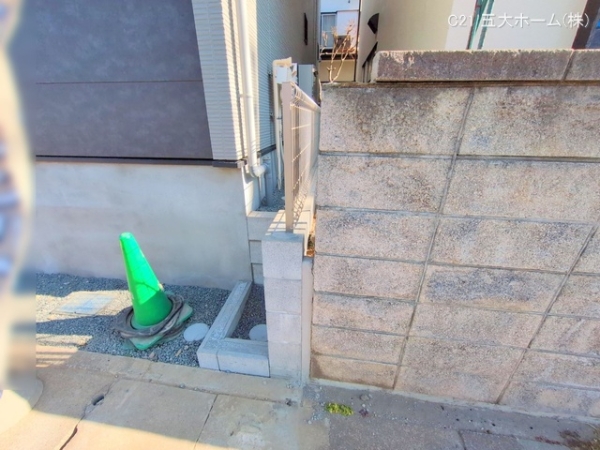 市川市欠真間２丁目の新築一戸建