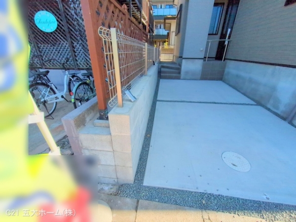 市川市欠真間２丁目の新築一戸建