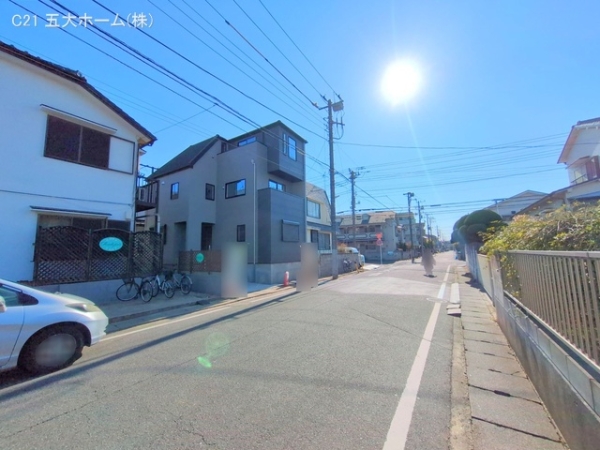 市川市欠真間２丁目の新築一戸建