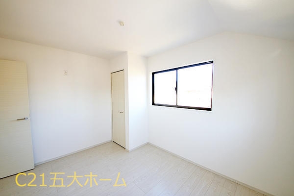 松戸市六実１丁目の新築一戸建