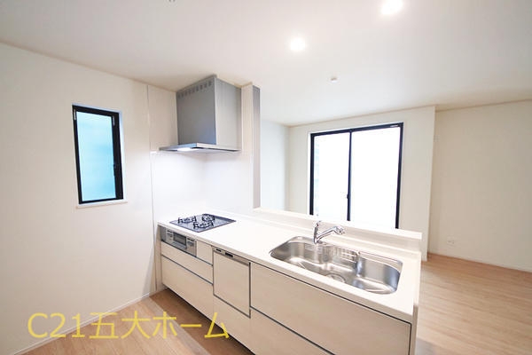 流山市南流山５丁目の新築一戸建