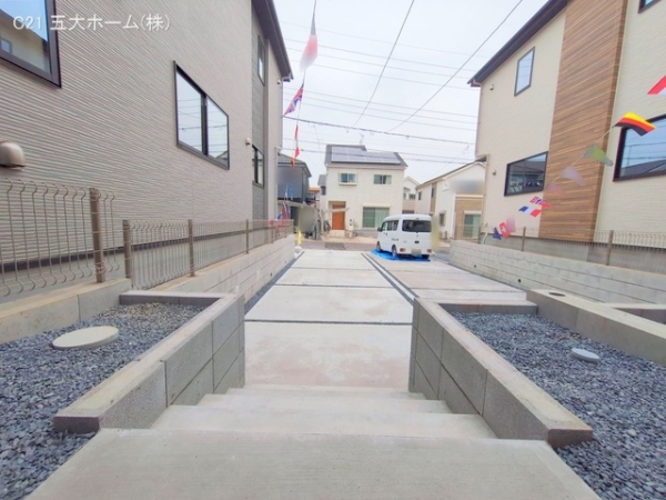 流山市三輪野山１丁目の新築一戸建