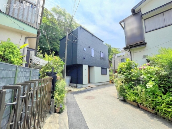 松戸市松戸の新築一戸建