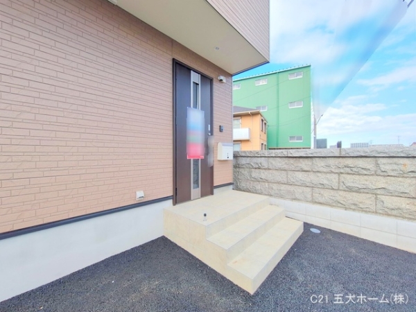 三郷市幸房の新築一戸建