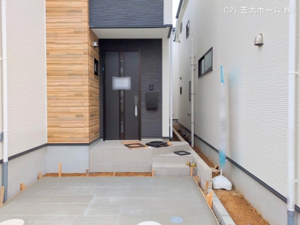 松戸市新松戸南２丁目の新築一戸建