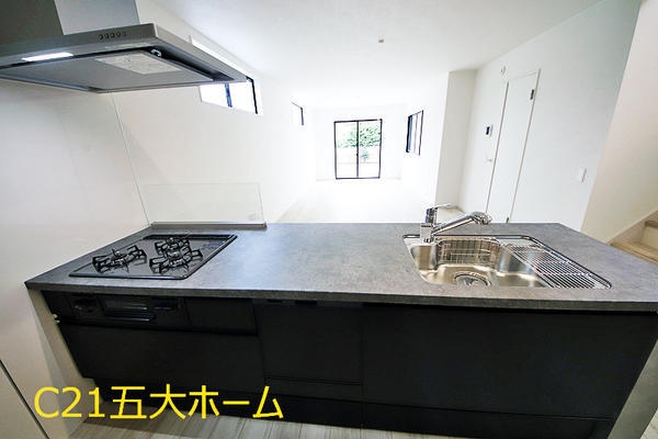 松戸市新松戸南２丁目の新築一戸建