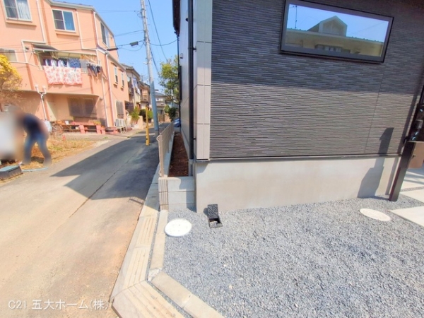 市川市平田４丁目の新築一戸建