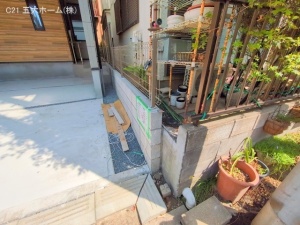 市川市平田４丁目の新築一戸建