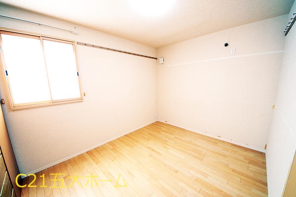 流山市松ケ丘２丁目の中古一戸建て