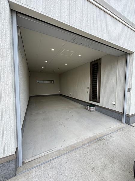 流山市松ケ丘２丁目の中古一戸建て