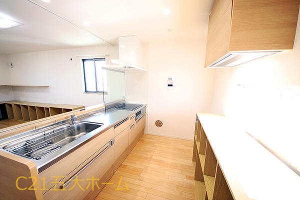 流山市松ケ丘２丁目の中古一戸建て