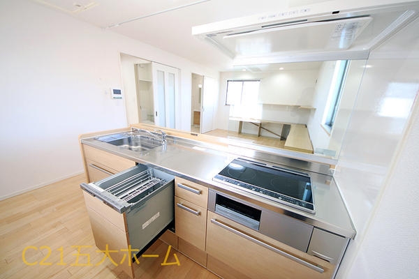 流山市松ケ丘２丁目の中古一戸建て