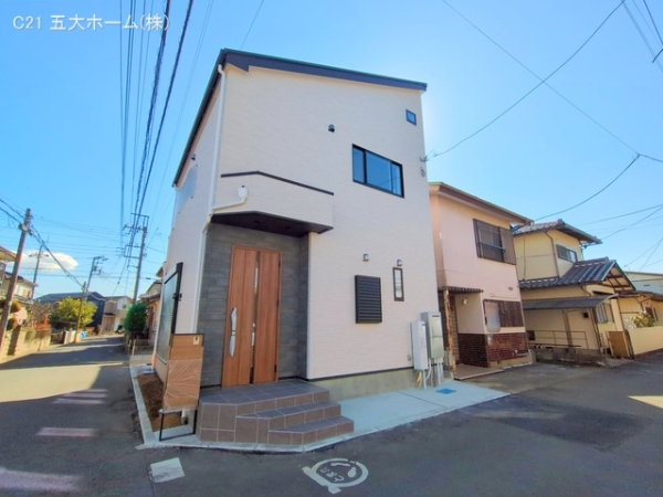 柏市逆井４丁目の新築一戸建