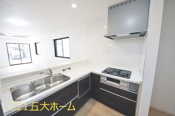 松戸市五香６丁目の新築一戸建