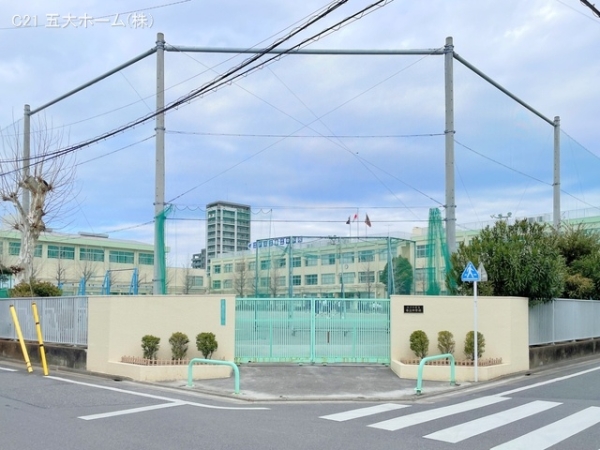 江戸川区春江町2丁目の新築一戸建(江戸川区立春江中学校)