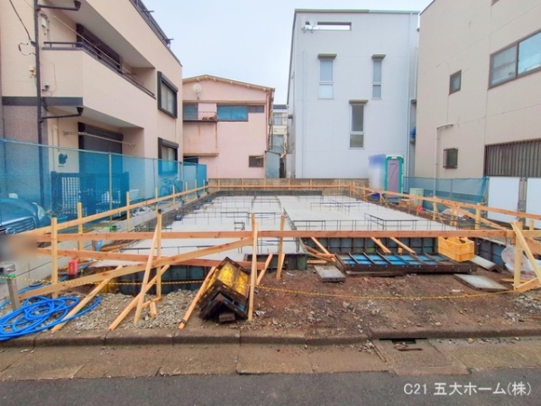 江戸川区小松川４丁目の新築一戸建