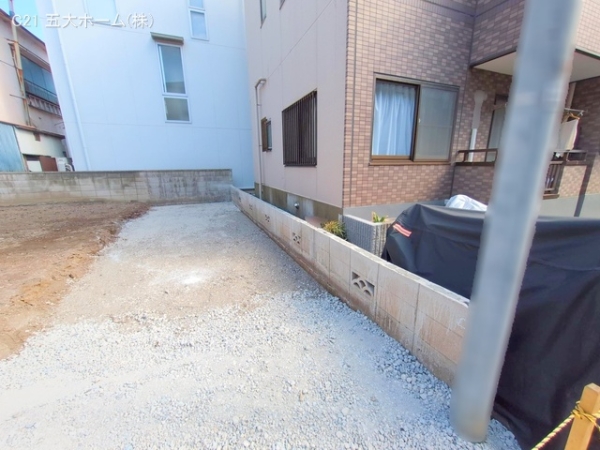 江戸川区小松川４丁目の新築一戸建