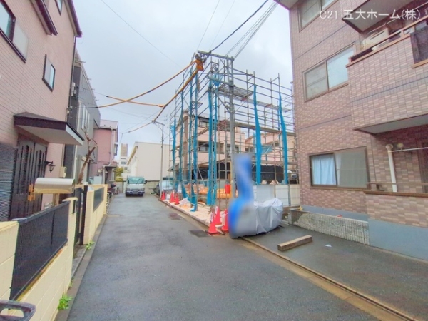 江戸川区小松川４丁目の新築一戸建