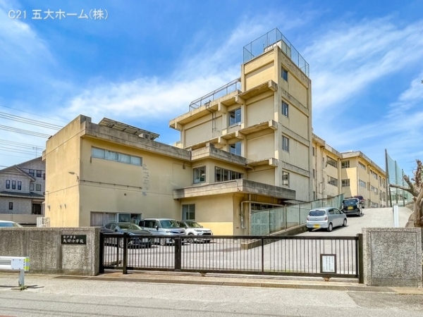 松戸市下矢切の新築一戸建(松戸市立矢切小学校)
