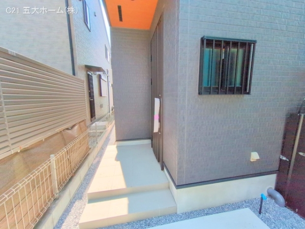 市川市稲越３丁目の新築一戸建