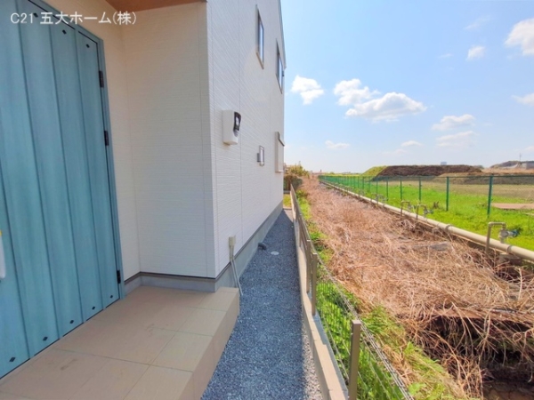 市川市稲越３丁目の新築一戸建