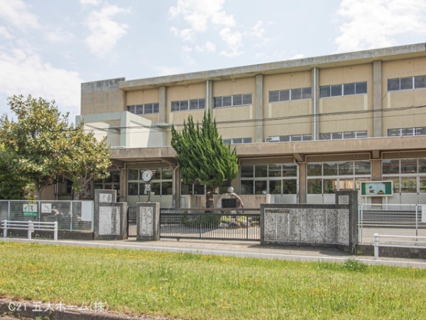 松戸市中金杉５丁目の中古一戸建て(松戸市立小金北小学校)