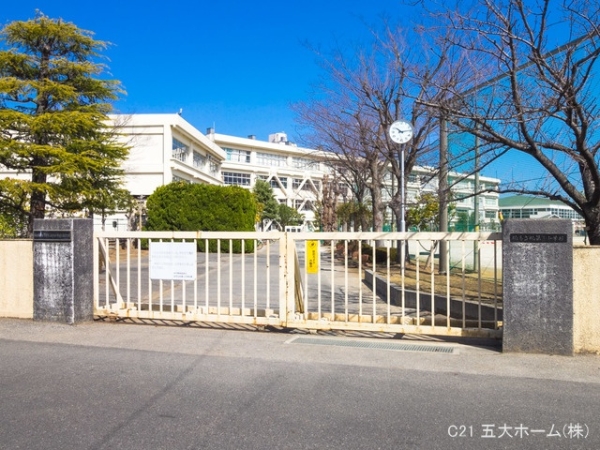 柏市篠籠田の中古一戸建て(柏市立柏第三中学校)
