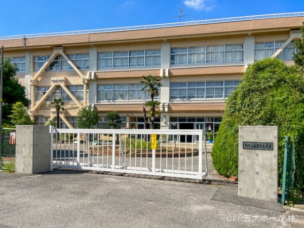 柏市篠籠田の中古一戸建て(柏市立柏第七小学校)
