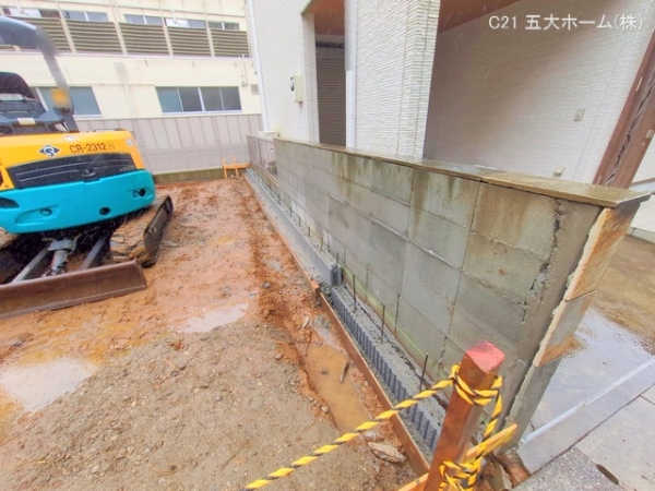 市川市南八幡５丁目の新築一戸建