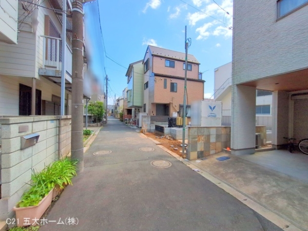 市川市南八幡５丁目の新築一戸建