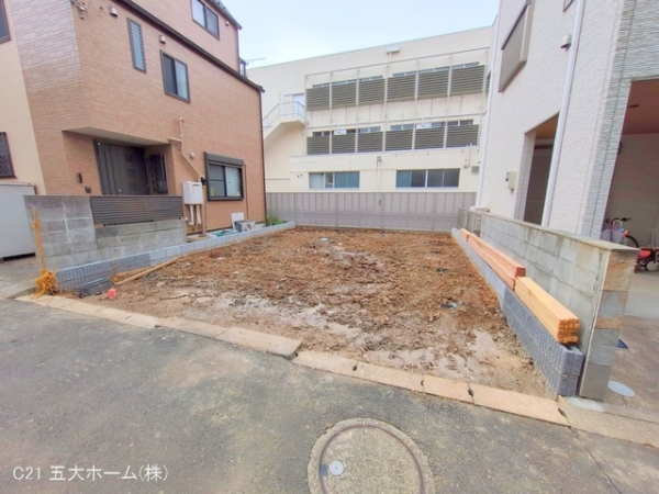 市川市南八幡５丁目の新築一戸建