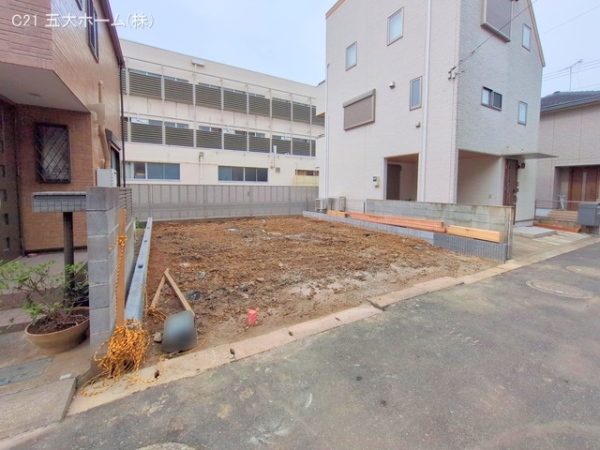 市川市南八幡５丁目の新築一戸建