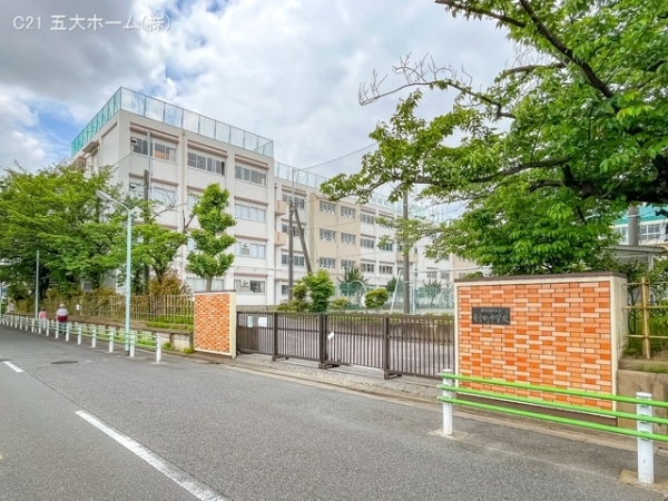 オリエント水元公園ハウス(葛飾区立東金町中学校)