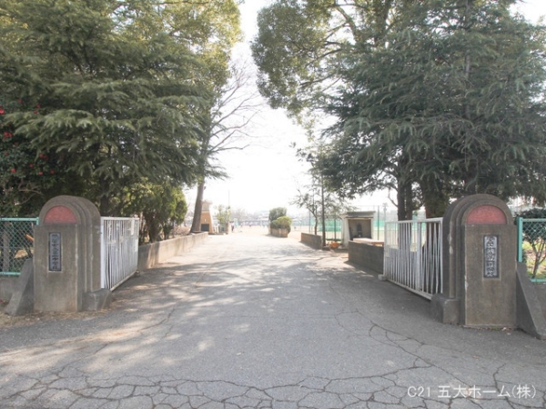 野田市中野台の新築一戸建(野田市立第一中学校)
