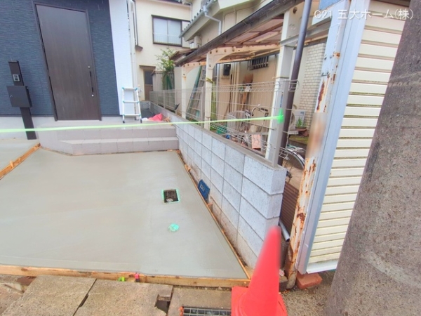 市川市中山２丁目の新築一戸建