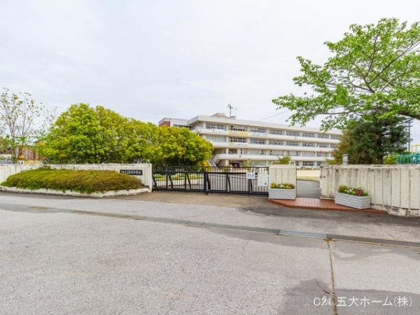 三郷市早稲田8丁目の新築一戸建(三郷市立前間小学校)