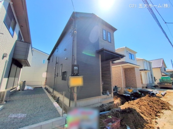市川市中山１丁目の新築一戸建