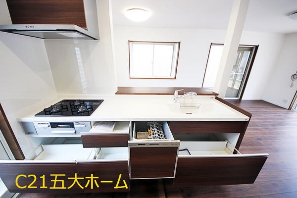 流山市西初石3丁目　戸建て