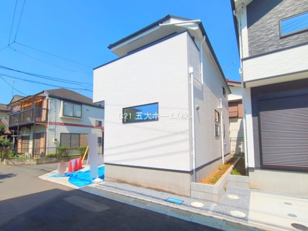 流山市向小金３丁目の新築一戸建