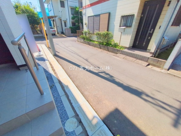 流山市向小金３丁目の新築一戸建